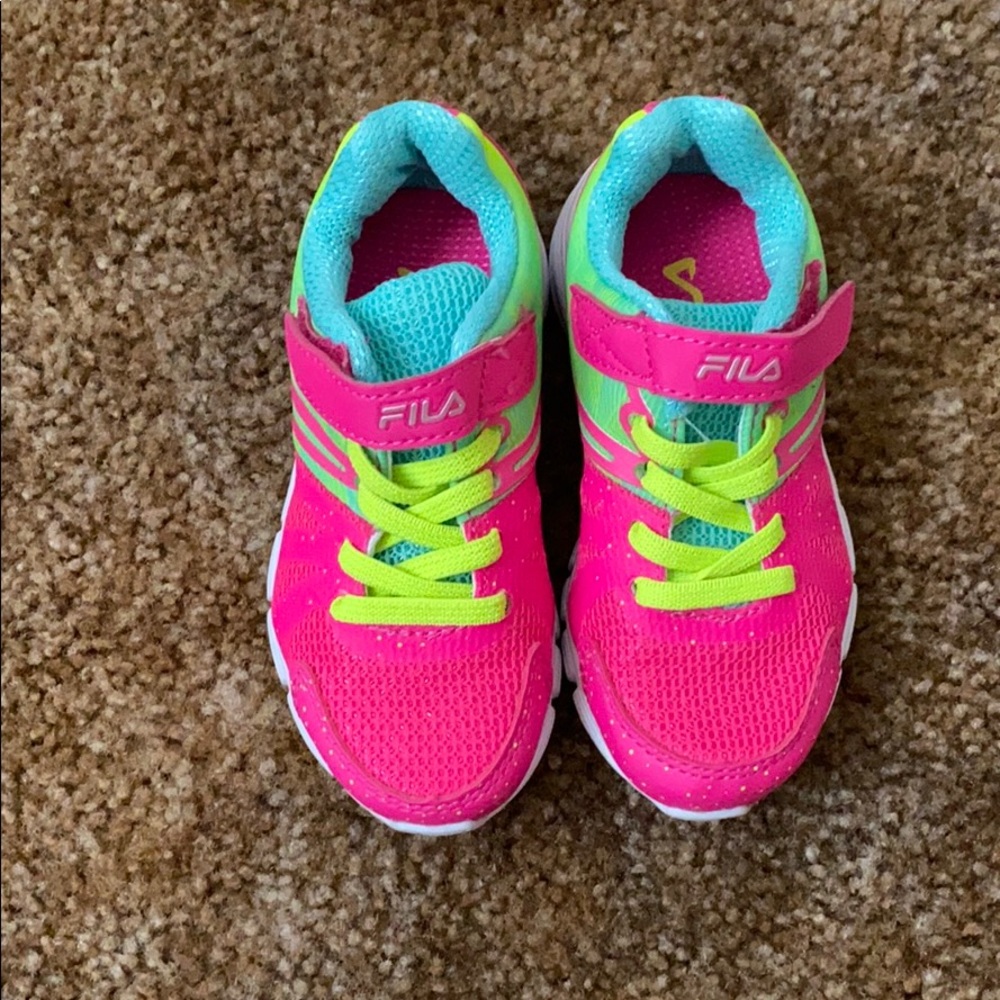 Fila sneakers for toddler girls